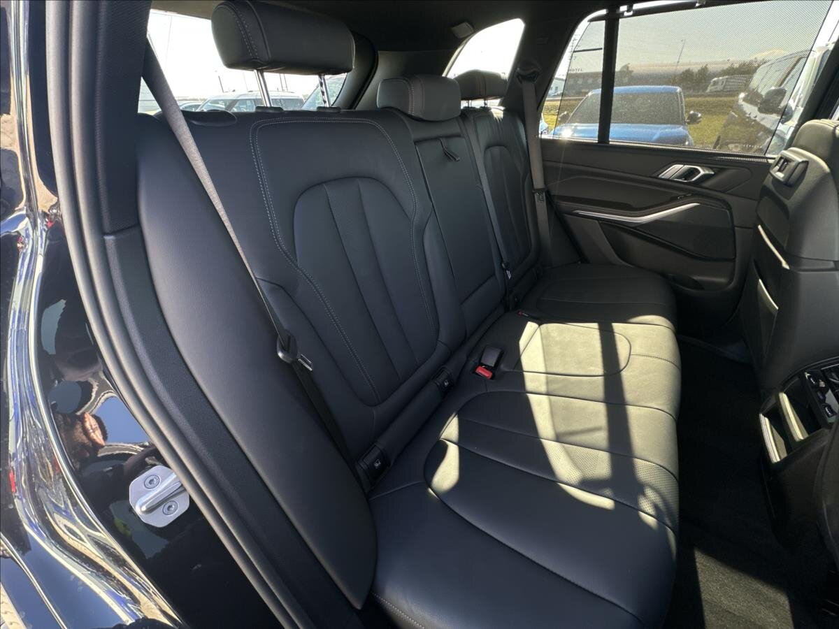 BMW X5 SUV / Terénní 3,0 l 210 kw