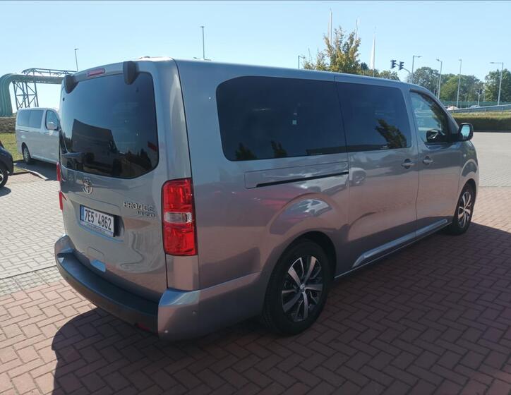 Toyota ProAce Verso 4