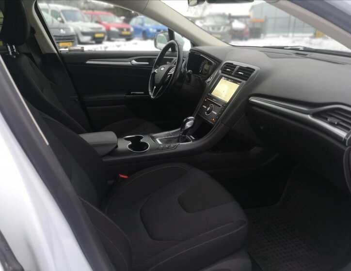 Ford Mondeo Kombi 2,0 l 132 kw