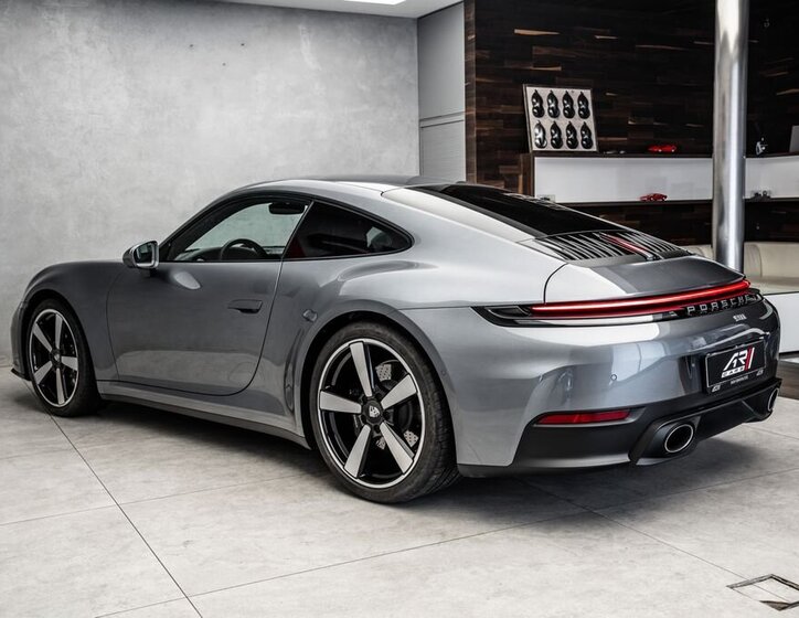 Porsche 911 Kupé 3,0 l 290 kw