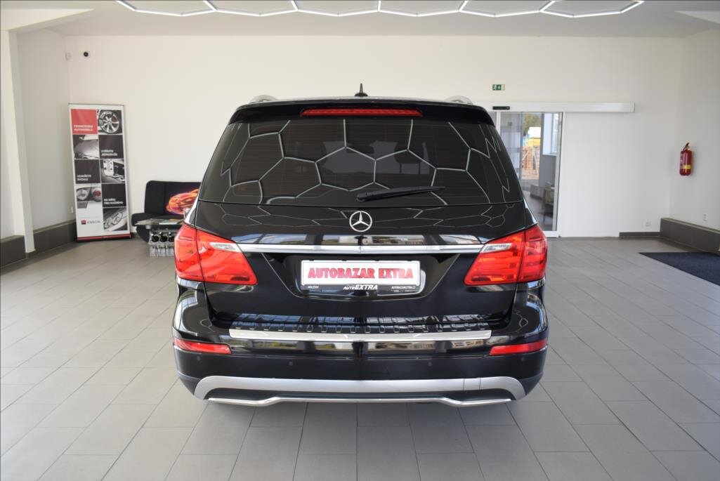 Mercedes-Benz GL SUV 3,0 l 190 kw