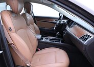 Hyundai Genesis Sedan / Limuzína 3,8 l 232 kw