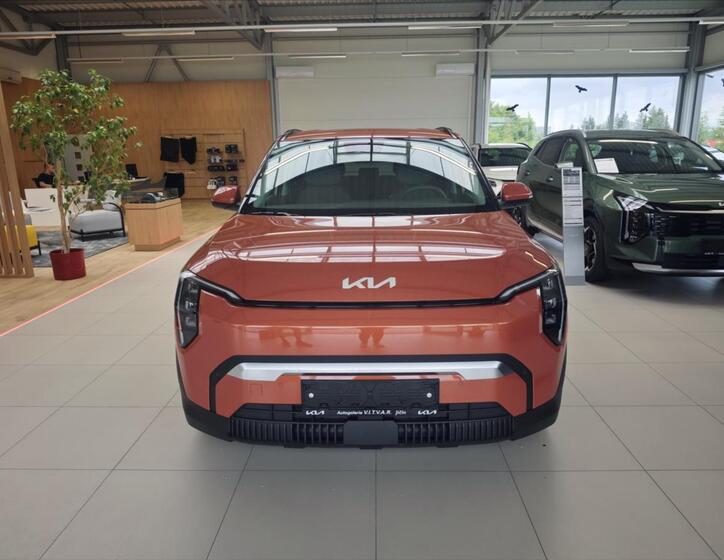 KIA EV3 8