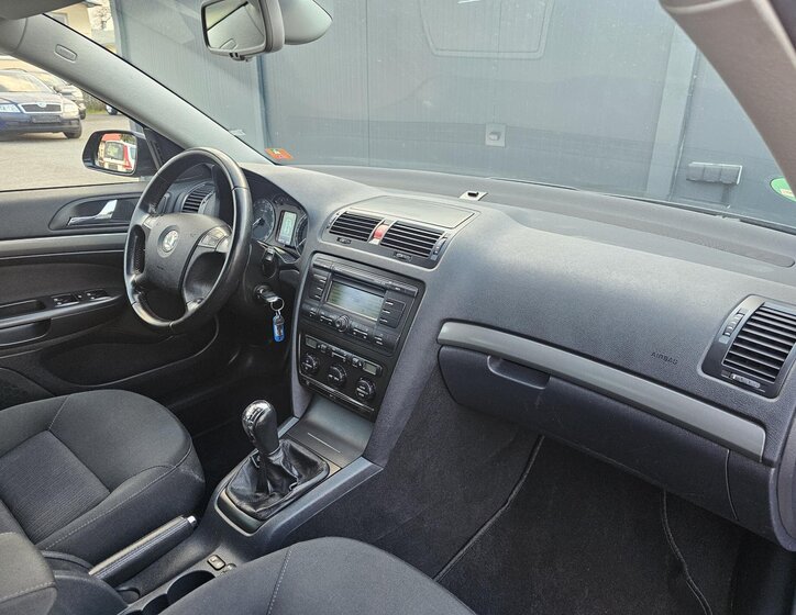 Škoda Octavia Kombi 2,0 l 103 kw