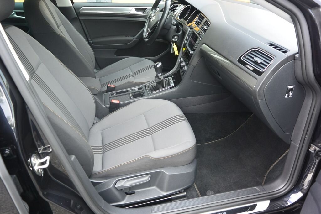 Volkswagen Golf Hatchback 1,2 l 63 kw