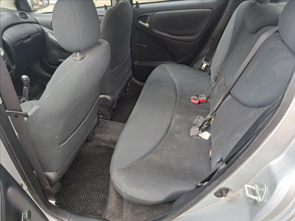 Toyota Yaris Hatchback 1,4 l 55 kw