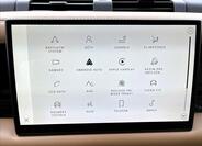 Land Rover Defender 16