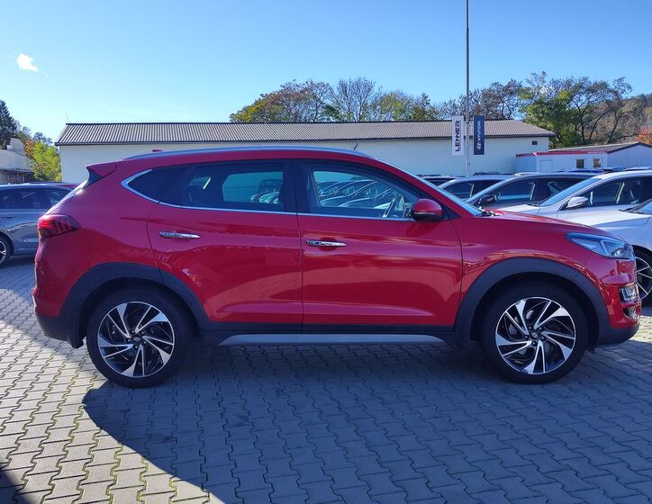 Hyundai Tucson 4