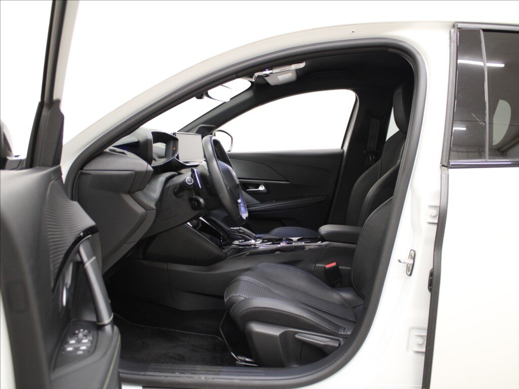 Peugeot 208 Hatchback 1,2 l 74 kw