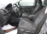 Volkswagen Touran Kombi 1,6 l 77 kw