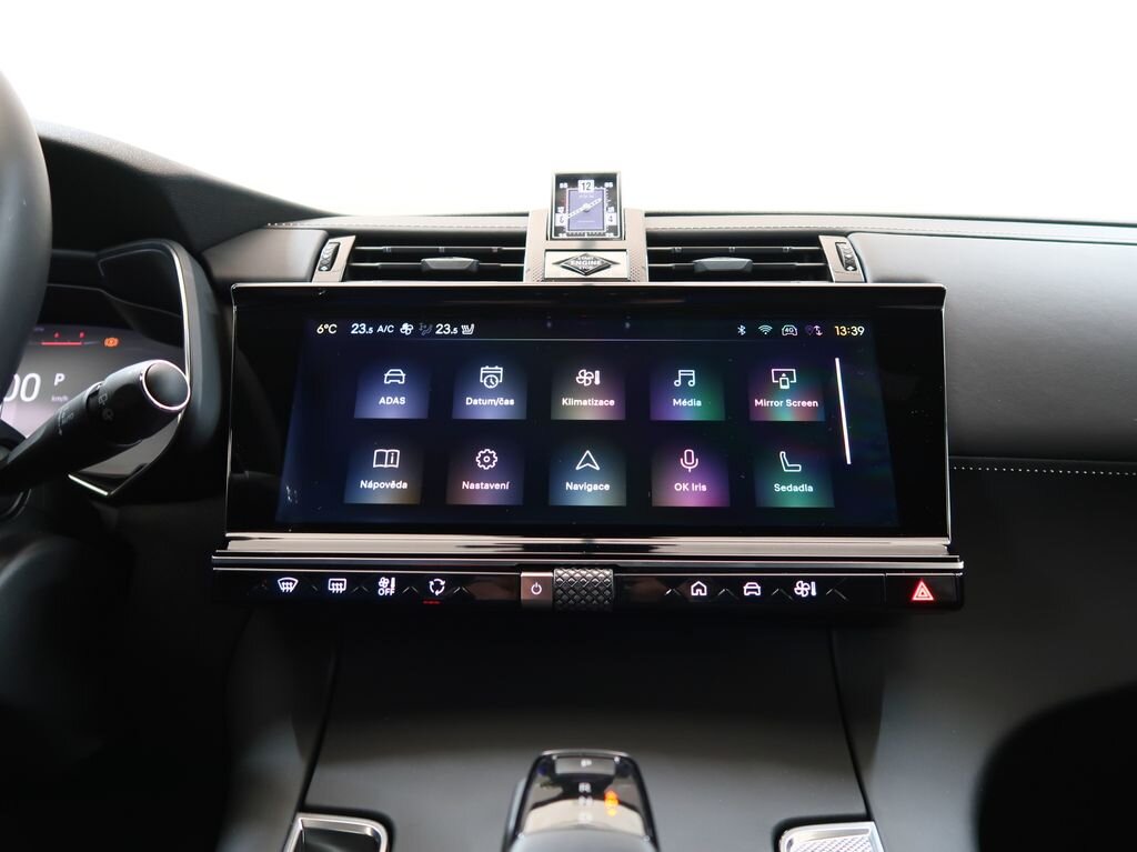 DS Automobiles DS7 Crossback