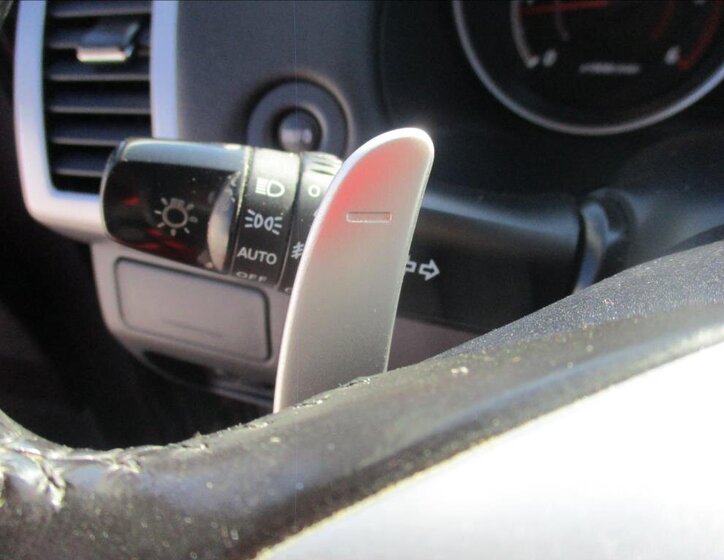 Mitsubishi Outlander SUV / Terénní 2,2 l 115 kw