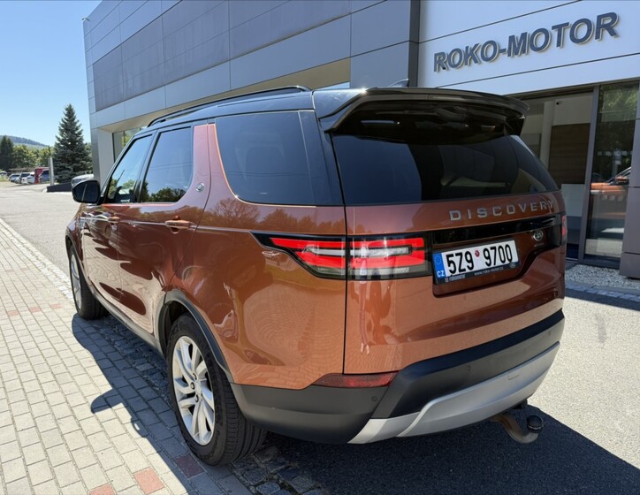 Land Rover Discovery 10