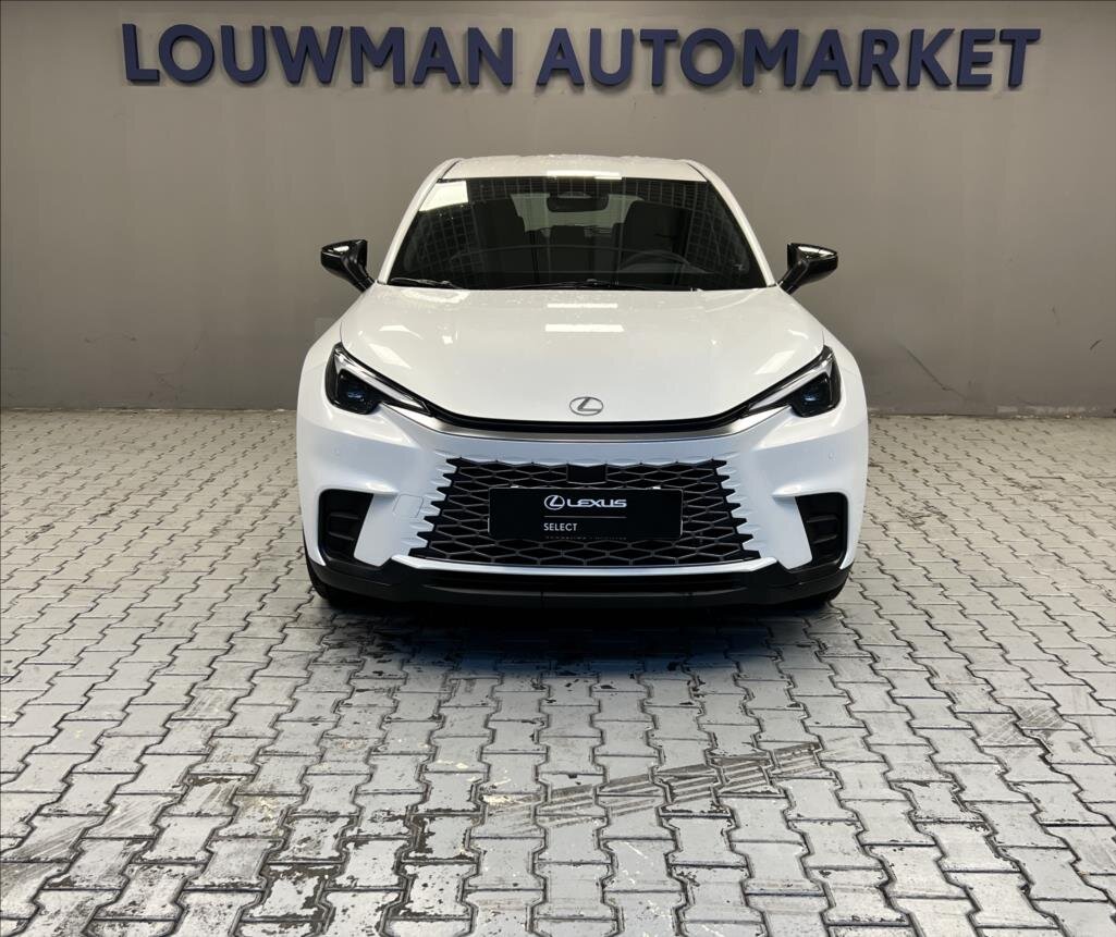 Lexus LBX SUV 1,5 l 100 kw