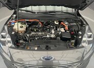 Ford Kuga SUV / Terénní 2,5 l 140 kw