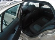 Škoda Fabia Sedan / Limuzína 1,2 l 47 kw