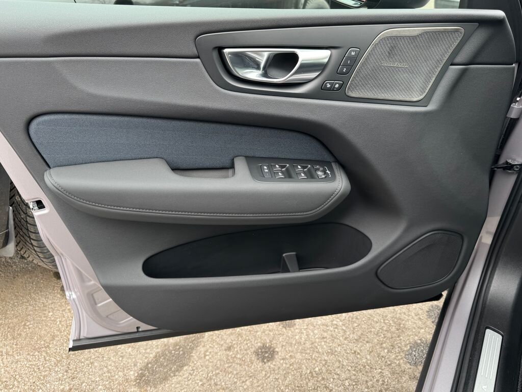 Volvo XC60 SUV / Terénní 2,0 l 184 kw