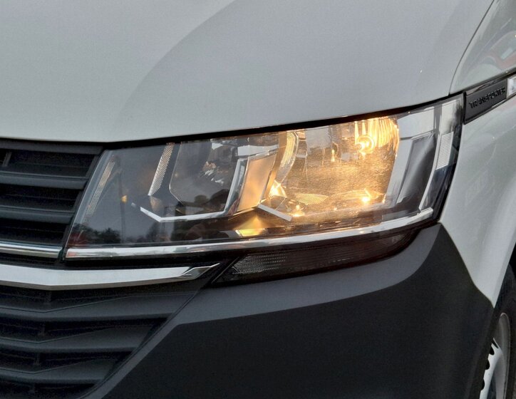 Volkswagen Transporter 17