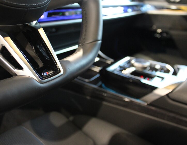 BMW Řada 7 Ostatní 3,0 l 210 kw