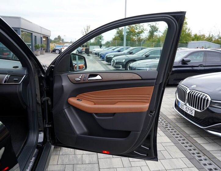 Mercedes-Benz GLE 22