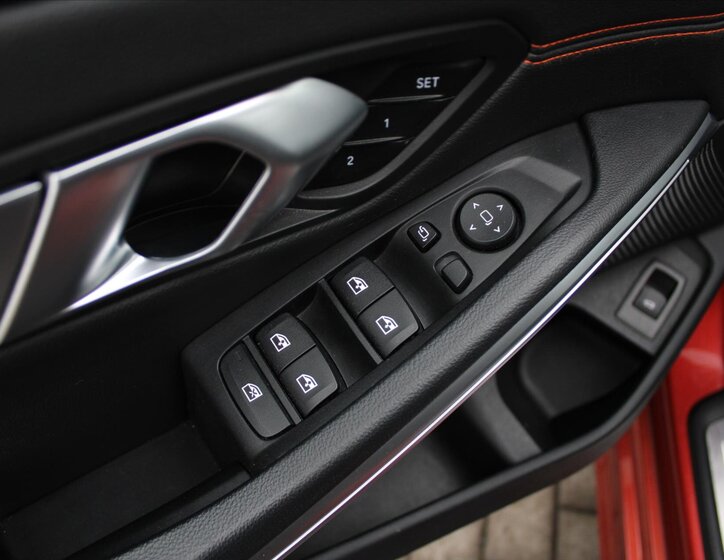 BMW Řada 3 Sedan / Limuzína 2,0 l 140 kw