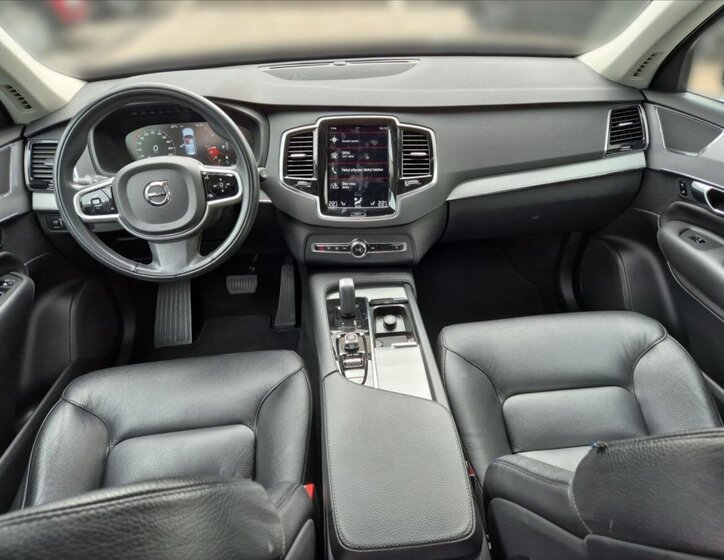 Volvo XC90 SUV / Terénní 2,0 l 173 kw