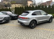 Porsche Macan 4