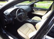 Mercedes-Benz Třídy C Kombi 6,2 l 336 kw