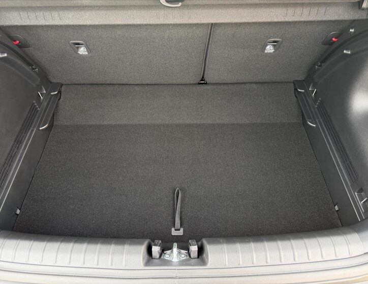 KIA Stonic CUV / Crossover 998,0 74 kw