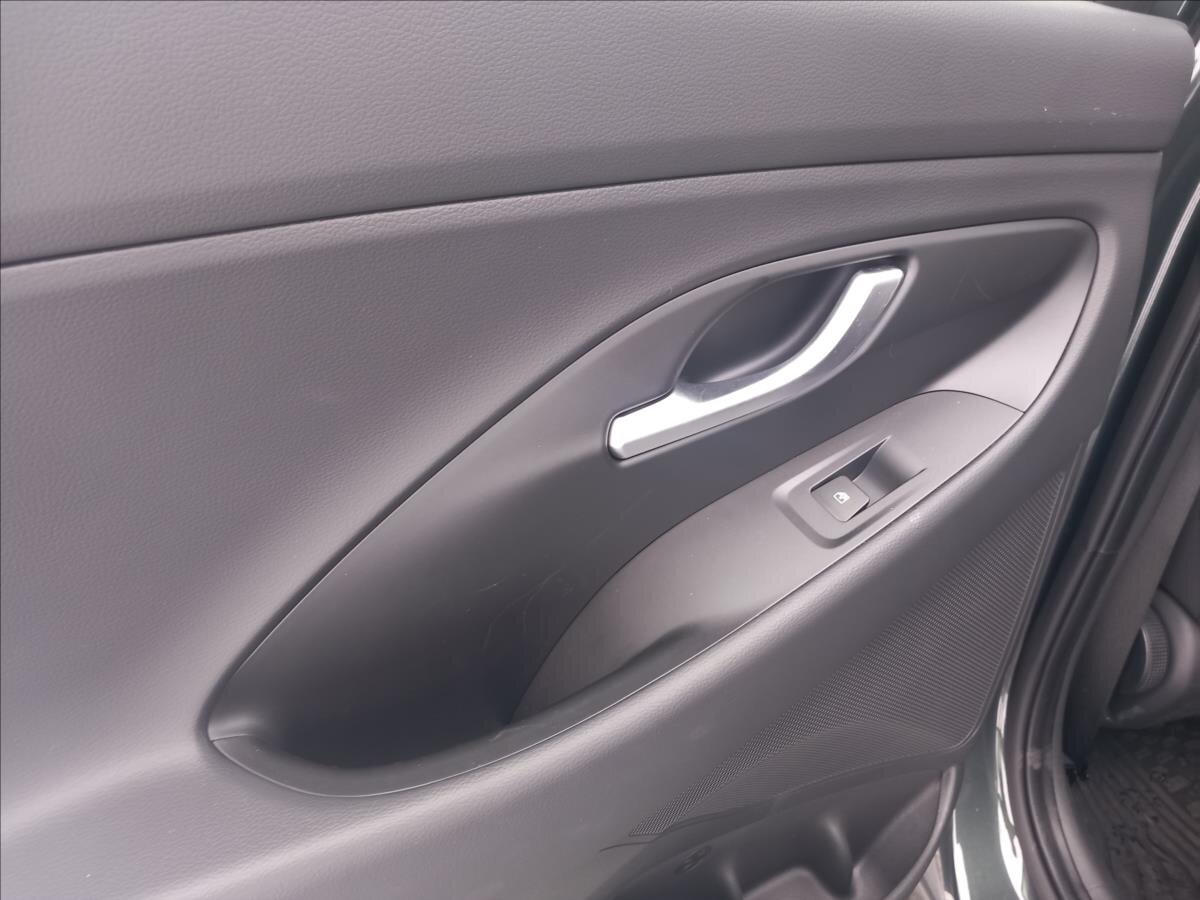 Hyundai i30 Kombi 998,0 73 kw