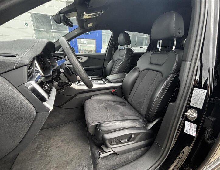 Audi Q7 SUV / Terénní 3,0 l 210 kw