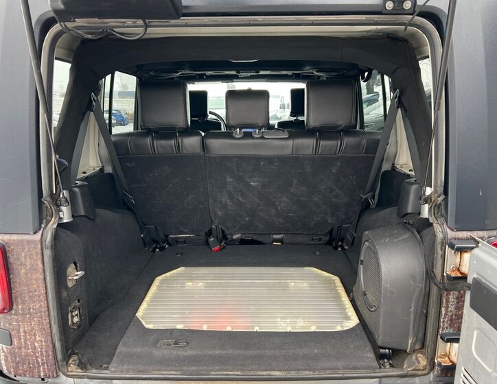 Jeep Wrangler SUV 2,8 l 130 kw