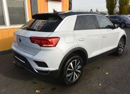 Volkswagen T-Roc 5