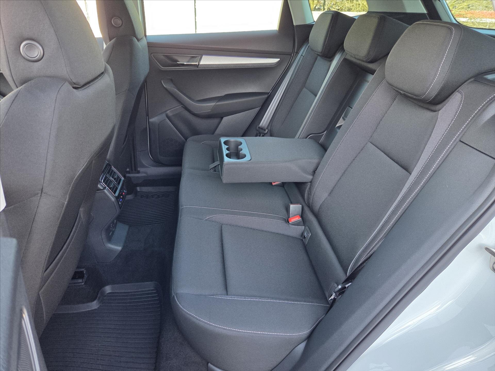 Škoda Karoq SUV 1,5 l 110 kw