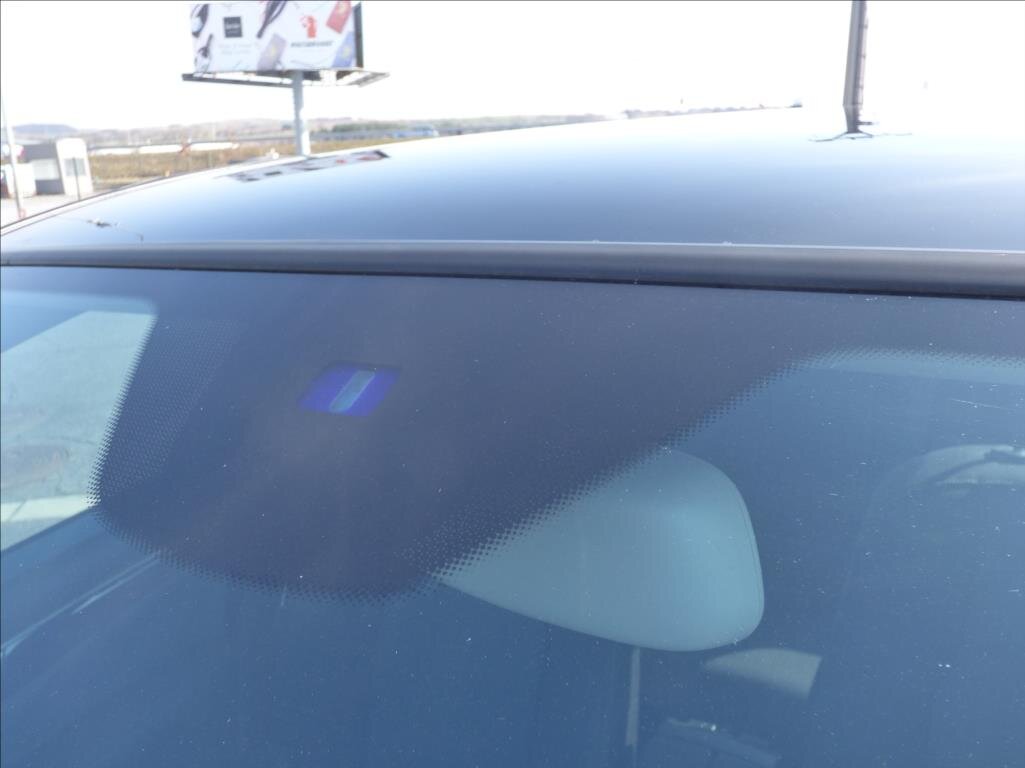 Mercedes-Benz Třídy C Sedan / Limuzína 2,1 l 88 kw