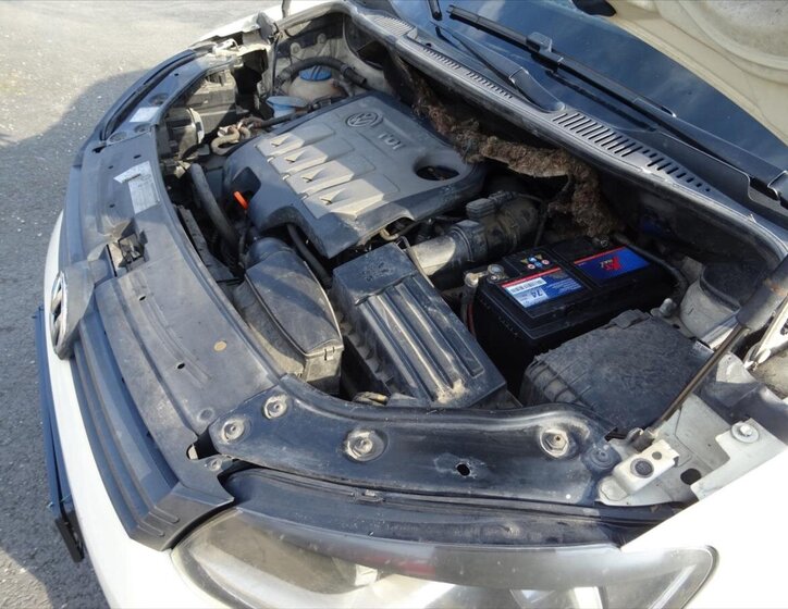 Volkswagen Touran Kombi 1,6 l 77 kw