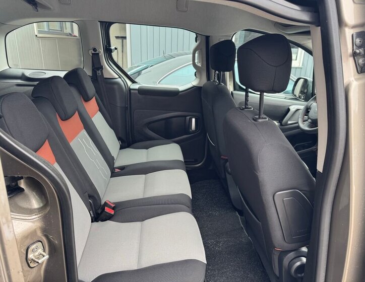 Peugeot Partner Tepee MPV 1,6 l 88 kw