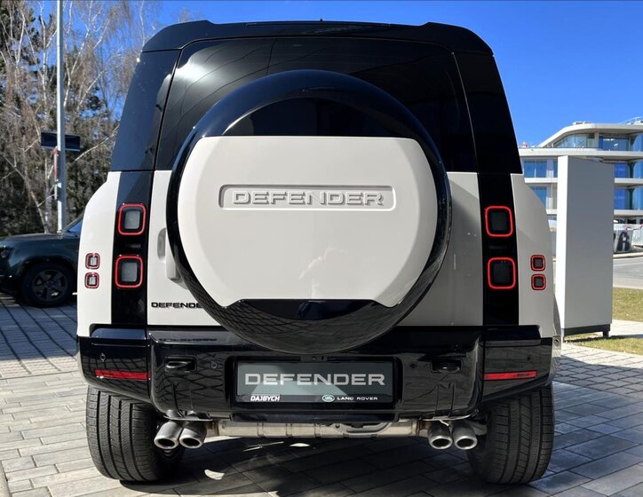 Land Rover Defender SUV / Terénní 5,0 l 313 kw