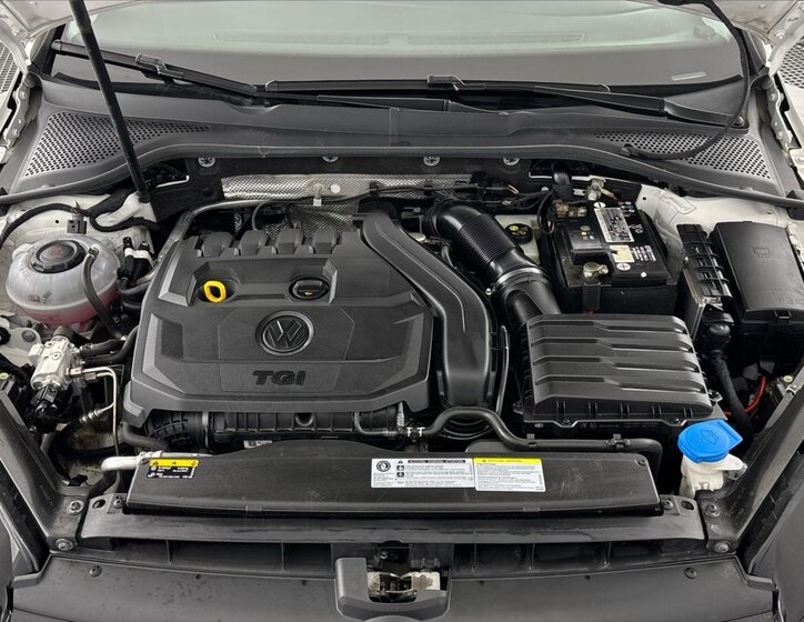 Volkswagen Golf Kombi 1,5 l 96 kw