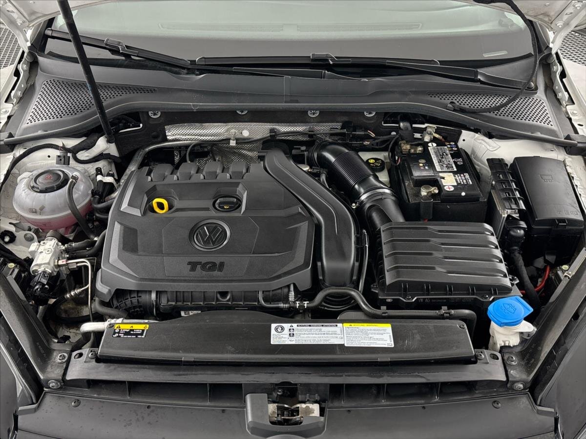 Volkswagen Golf Kombi 1,5 l 96 kw