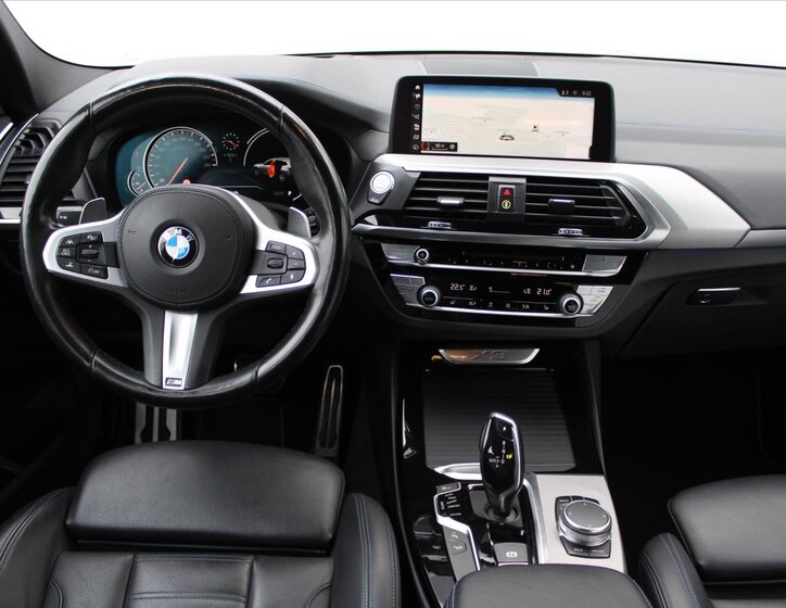 BMW X3 SUV 3,0 l 195 kw
