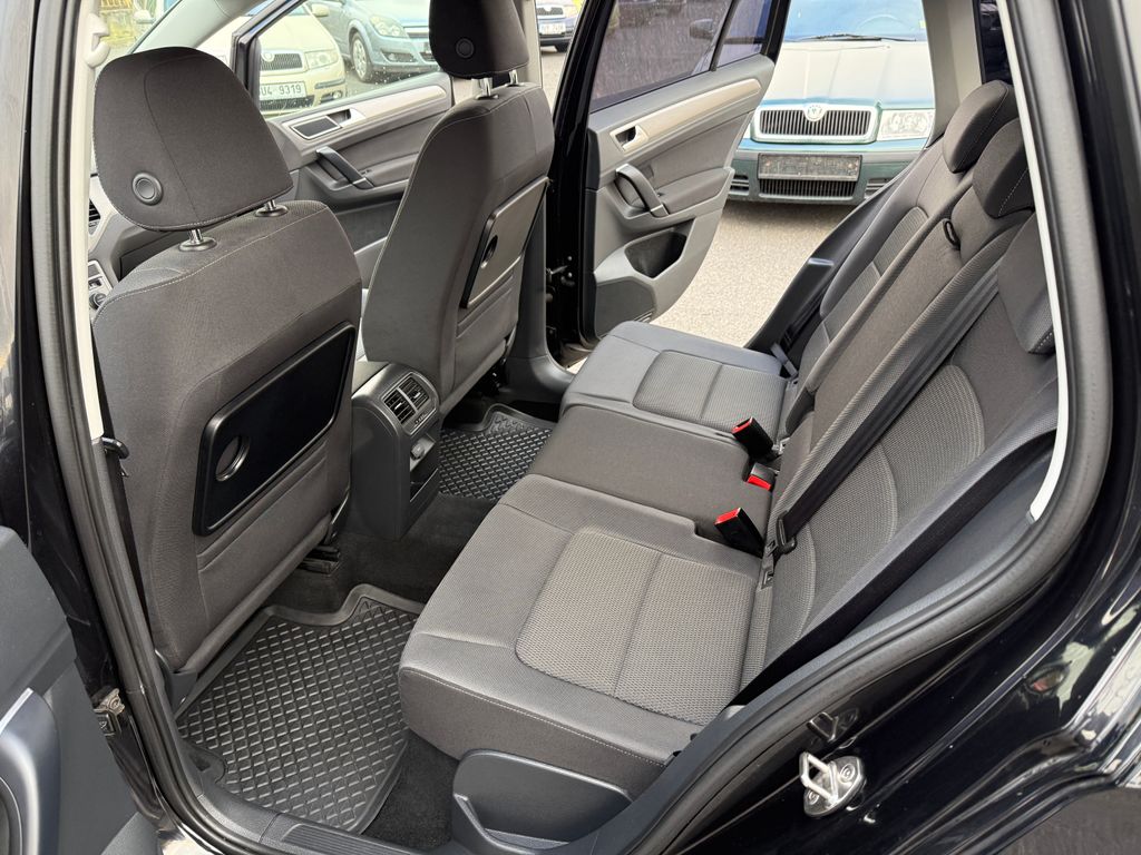 Volkswagen Golf Sportsvan