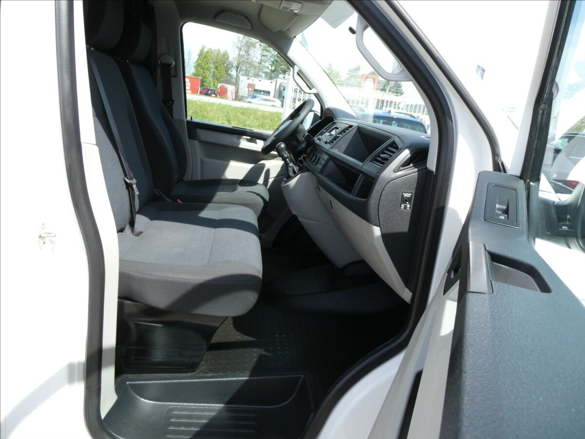 Volkswagen Transporter Skříň 2,0 l 75 kw