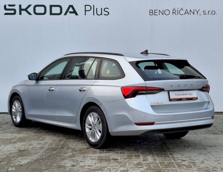 Škoda Octavia 13