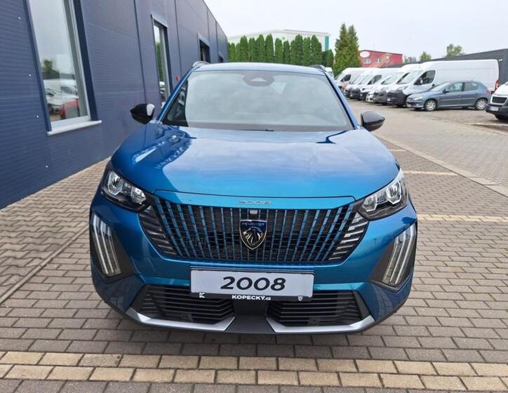 Peugeot 2008 8