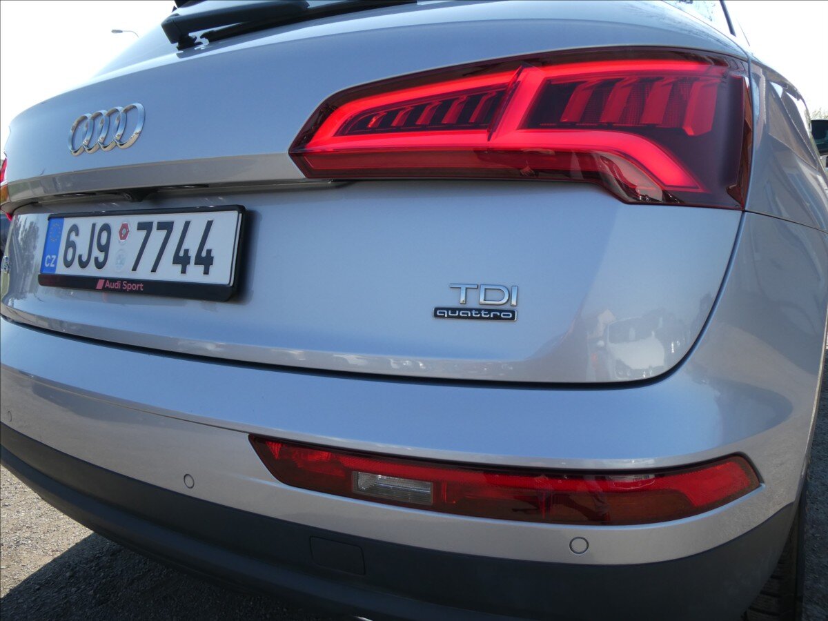 Audi Q5 SUV / Terénní 2,0 l 120 kw