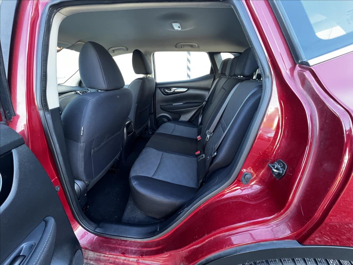 Nissan Qashqai SUV / Terénní 1,2 l 85 kw