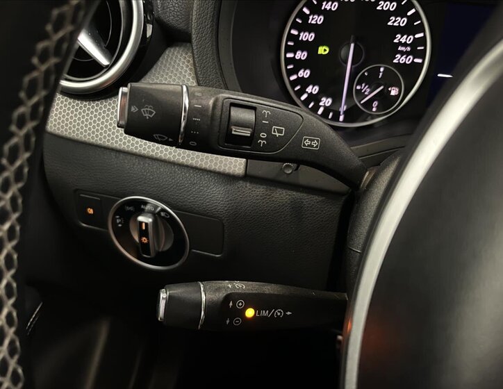 Mercedes-Benz Třídy B Hatchback 1,8 l 100 kw