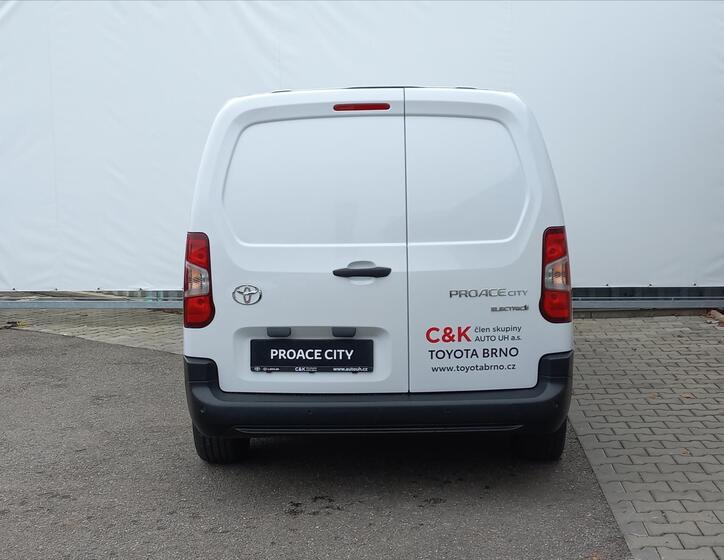 Toyota ProAce City 5