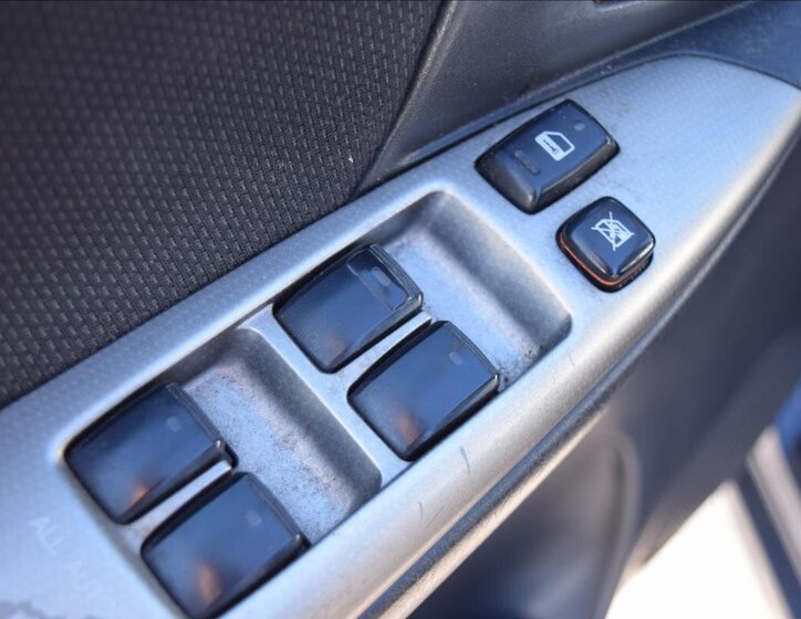 Toyota Corolla Verso 30